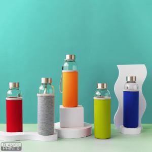 PRIMAVERA, boca za vodu sa neopren navlakom, 500 ml, pepeljasta; šifra artikla: 41.120.15